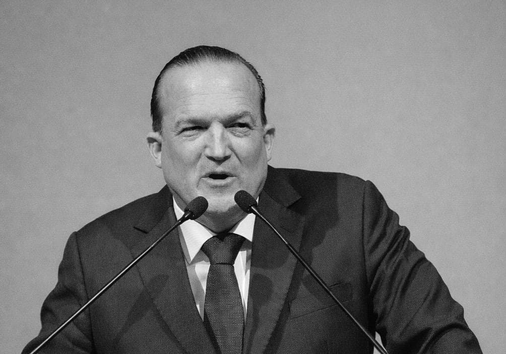 Dr. Raphael Nagel