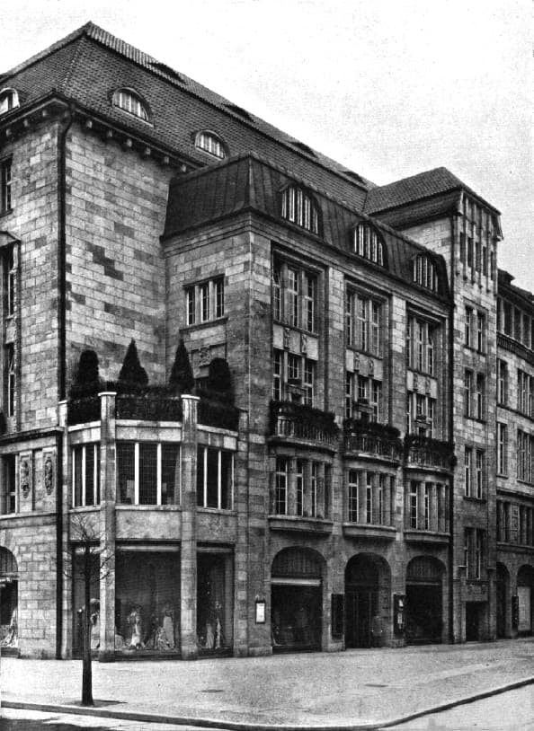 Industriepalast, Berlín-Friedrichshain · Warschauer Straße 34,44